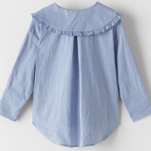 ZARA KIDS(ザラキッズ)のZARA ビブカラー　クリーステイストTシャツ キッズ/ベビー/マタニティのキッズ服女の子用(90cm~)(ブラウス)の商品写真