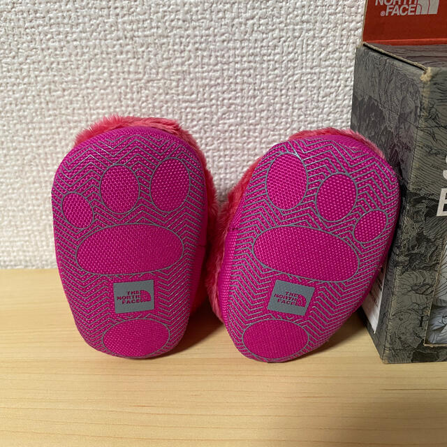 THE NORTH FACE(ザノースフェイス)のれいちぇる様専用　ノースフェイス、UGGベビーブーツ2点 キッズ/ベビー/マタニティのベビー靴/シューズ(~14cm)(ブーツ)の商品写真