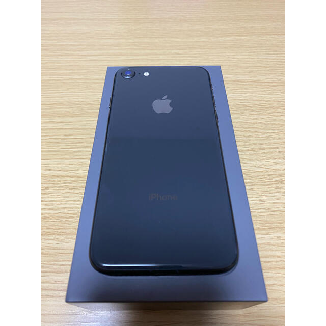 iPhone(アイフォーン)の【simロック解除済み】iPhone8 64GB SG 本体のみ スマホ/家電/カメラのスマートフォン/携帯電話(スマートフォン本体)の商品写真