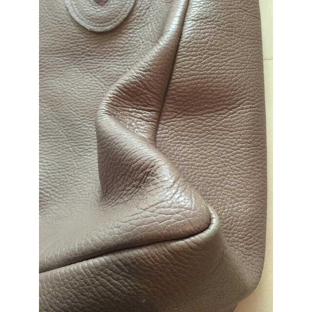 FRAMeWORK(フレームワーク)の専用です フレームワーク別注 ヤング&オルセン エンボスレザートートバッグ レディースのバッグ(トートバッグ)の商品写真