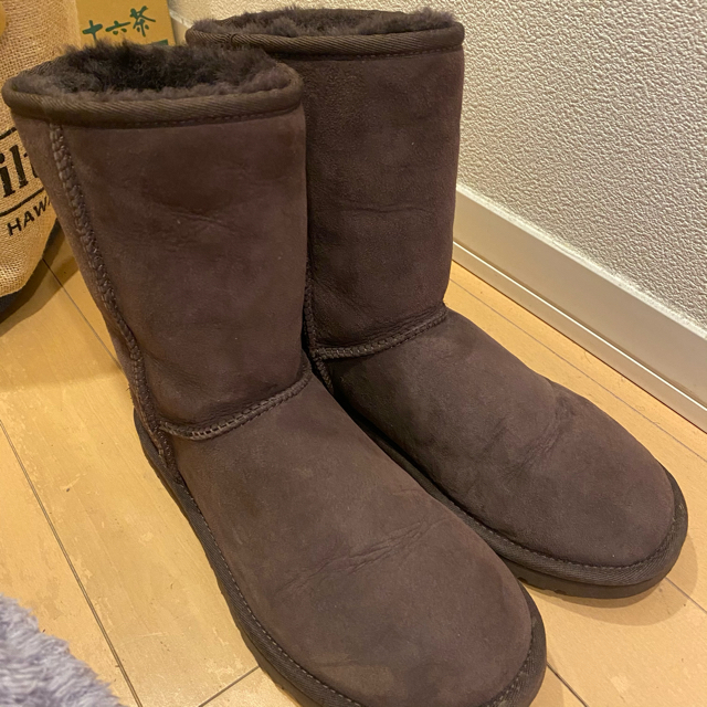 UGG アグ ムートンブーツ　W CLASSIC SHORT