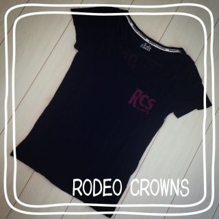 ロデオクラウンズ(RODEO CROWNS)のRODEOCROWNS黒T赤バクプリ(Tシャツ(半袖/袖なし))