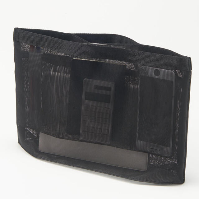 MUJI (無印良品)(ムジルシリョウヒン)のナイロンメッシュバッグインバッグ Ｂ５サイズ用・黒 レディースのバッグ(その他)の商品写真