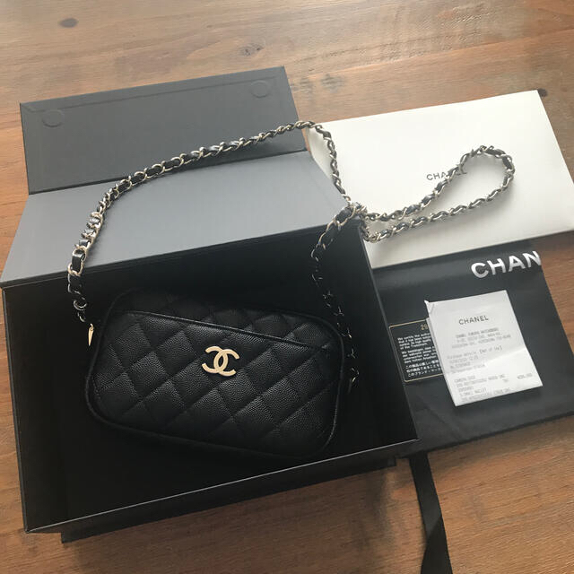 CHANEL(シャネル)の2/16まで出品　シャネル　CHANEL カメラケース　チェーンポシェット　美品 レディースのファッション小物(ポーチ)の商品写真