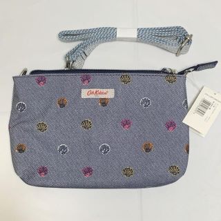 キャスキッドソン(Cath Kidston)のキャスキッドソン　斜め掛けポーチ　新品(ポーチ)