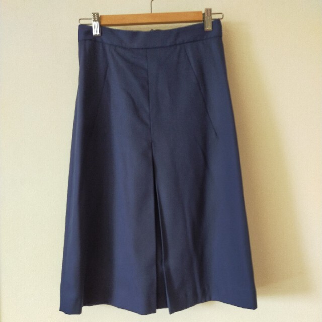 ZARA(ザラ)のZARA  スカート  ネイビー レディースのスカート(ひざ丈スカート)の商品写真