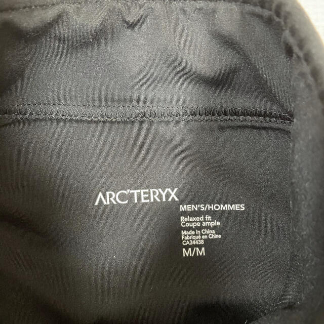 ARC'TERYX(アークテリクス)のARC’TERYX Covert Cardigan Mサイズ ブラック メンズのジャケット/アウター(その他)の商品写真