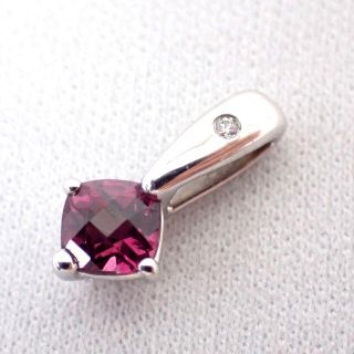 タサキ(TASAKI)のタサキ K18WG ガーネット ダイヤ ペンダントトップ[g257-2](ネックレス)
