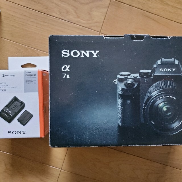 ソニー[品]SONY ILCE−7M2 レンズキットとACC-TRW　バッテリー