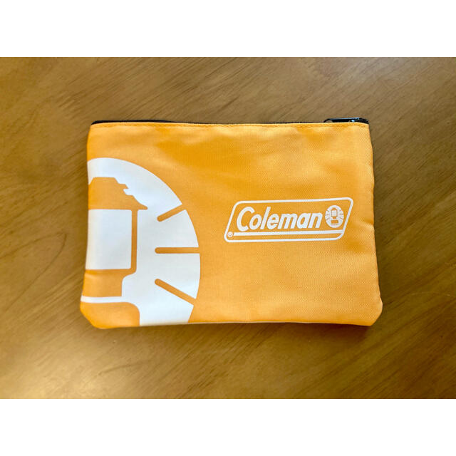 Coleman(コールマン)の【新品】マクドナルド×コールマン コラボポーチ 送料無料 レディースのファッション小物(ポーチ)の商品写真