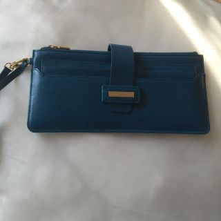 チャールズアンドキース(Charles and Keith)のCHARLES&KEITH (財布)