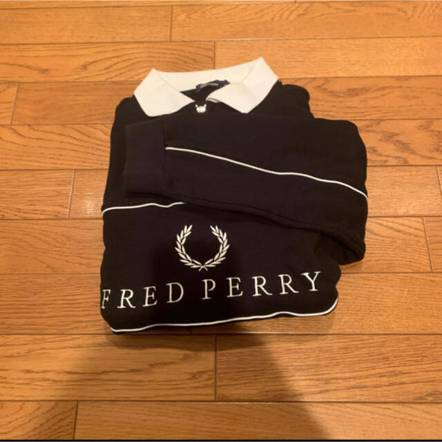 FRED PERRY(フレッドペリー)のFRED PERRY スウェット メンズのトップス(スウェット)の商品写真