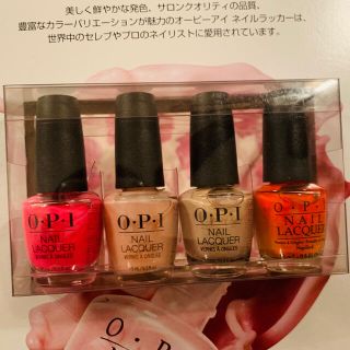 オーピーアイ(OPI)のOPI ネイル マニュキア4色セット(マニキュア)