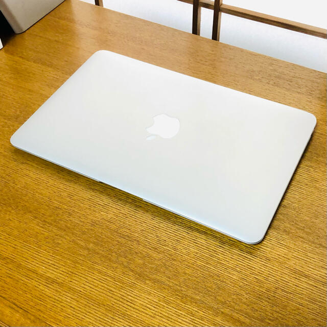 Mac (Apple)(マック)のmacbook air mid 2011 core i5 4GB SSD スマホ/家電/カメラのPC/タブレット(ノートPC)の商品写真