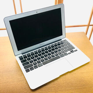 マック(Mac (Apple))のmacbook air mid 2011 core i5 4GB SSD(ノートPC)