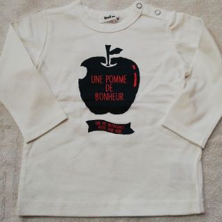 ベベノイユ(BEBE Noeil)の新品　Noeil aime BeBe りんごプリント白長袖シャツ80cm(Ｔシャツ)