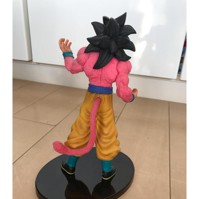 ドラゴンボールフィギュア　スーパーサイア人4 エンタメ/ホビーのフィギュア(アニメ/ゲーム)の商品写真