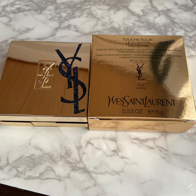 Yves Saint Laurent Beaute(イヴサンローランボーテ)のイヴ・サンローラン　クッションファンデーションセット コスメ/美容のベースメイク/化粧品(ファンデーション)の商品写真