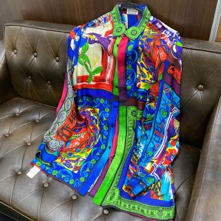 ジャンニヴェルサーチ(Gianni Versace)のヴェルサーチ　シャツ　シルク(シャツ)