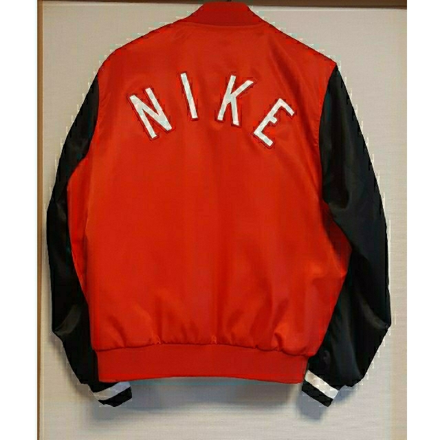 NIKE(ナイキ)のNIKE (ナイキ) スタジャン レッド×ブラック メンズのジャケット/アウター(スタジャン)の商品写真