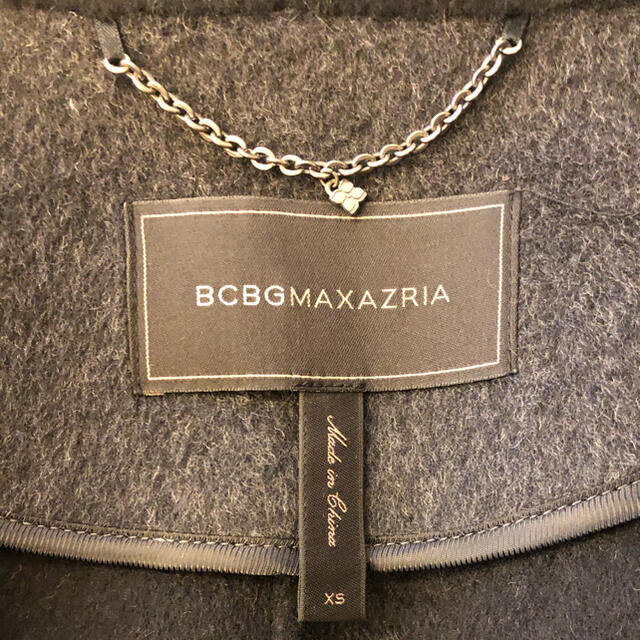 BCBGMAXAZRIA(ビーシービージーマックスアズリア)のBetty様専用　新品　未使用　BCBG コート　レザー　グレー　ブラック レディースのジャケット/アウター(ガウンコート)の商品写真