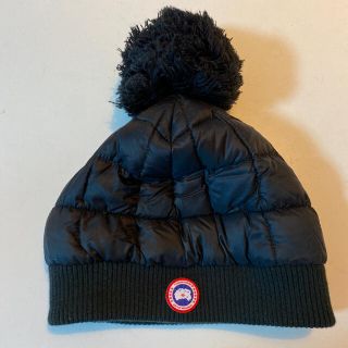 カナダグース(CANADA GOOSE)の美品　カナダグース　ニット帽　CANADA GOOSE(ニット帽/ビーニー)