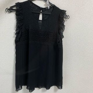 ザラ(ZARA)の値下げ！　美品　ZARA  トップス　黒　XS(カットソー(半袖/袖なし))