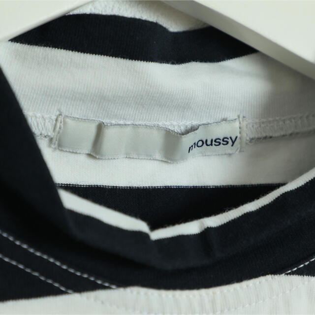 moussy(マウジー)のmoussy マウジー　トップス レディースのトップス(Tシャツ(半袖/袖なし))の商品写真