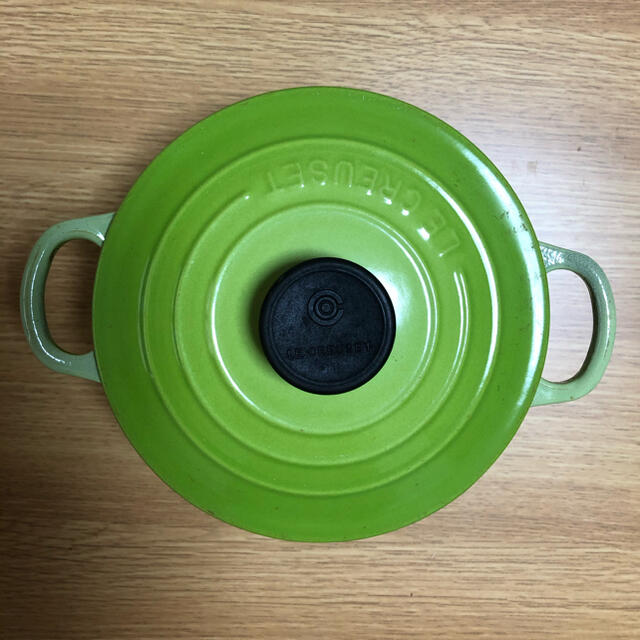 LE CREUSET(ルクルーゼ)のル・クルーゼ 鍋 16 グリーン 16cm used インテリア/住まい/日用品のキッチン/食器(鍋/フライパン)の商品写真