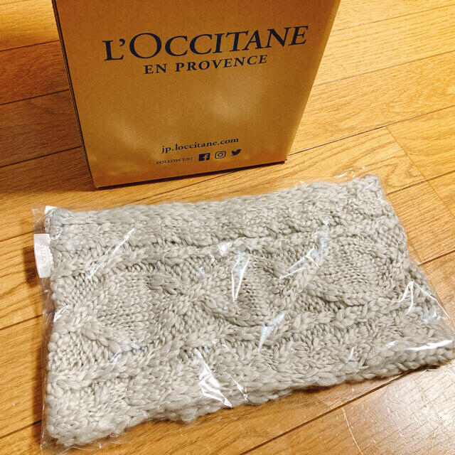 L'OCCITANE(ロクシタン)の【ダイナ様専用】ロクシタン　ケーブル編みネックウォーマー レディースのファッション小物(マフラー/ショール)の商品写真