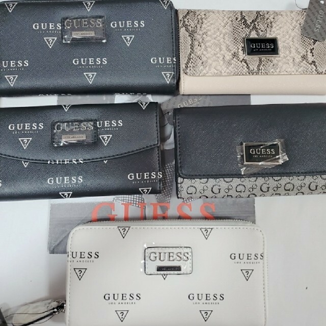 GUESS【大人気】GUESS ゲス 長財布 文字柄♡ - 長財布