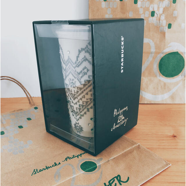 SWAROVSKI(スワロフスキー)の【スワロフスキーコラボ】Starbucks セラミックマグ　フィリピン20周年 インテリア/住まい/日用品のキッチン/食器(タンブラー)の商品写真