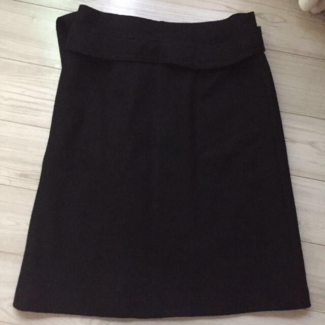 INED(イネド)の新品タグ未着 イネドINED 大きめ 毛100 ウールラップ風スカート 2016 レディースのスカート(ひざ丈スカート)の商品写真
