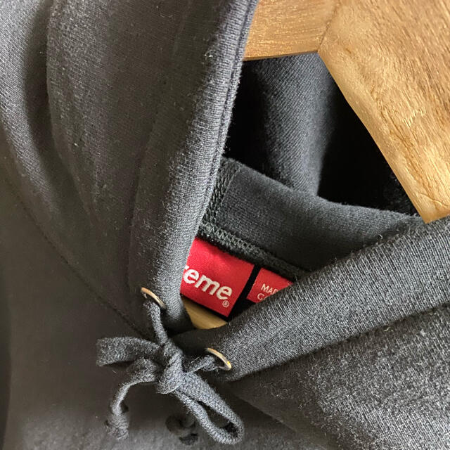 Supreme(シュプリーム)のsupreme sロゴ パーカー メンズのトップス(パーカー)の商品写真