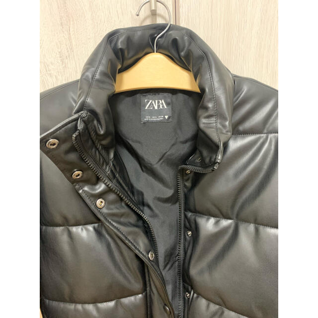 ZARA(ザラ)のZARA パフジャケット　レザー　ダウン レディースのジャケット/アウター(ダウンジャケット)の商品写真