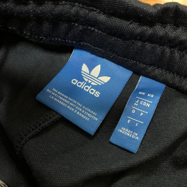 adidas(アディダス)のアディダスオリジナル　パンツ　美品 メンズのパンツ(その他)の商品写真