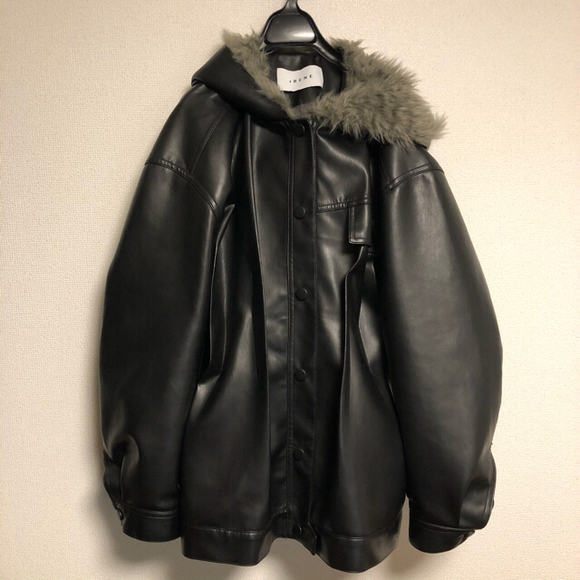 LE CIEL BLEU(ルシェルブルー)のIRENE Fur hoded leather jacket  最終値下げ レディースのジャケット/アウター(ライダースジャケット)の商品写真