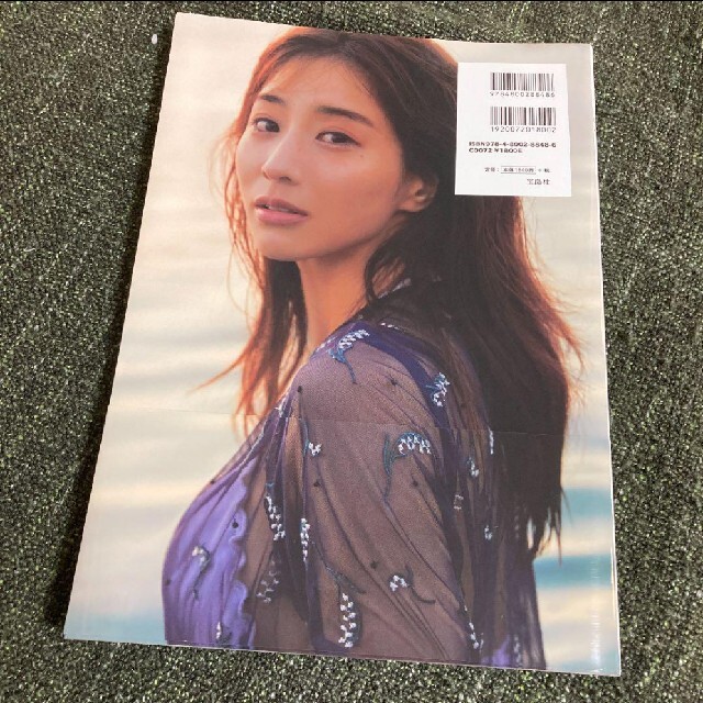 宝島社(タカラジマシャ)の田中みな実　写真集　Sincerely yours... エンタメ/ホビーの本(アート/エンタメ)の商品写真