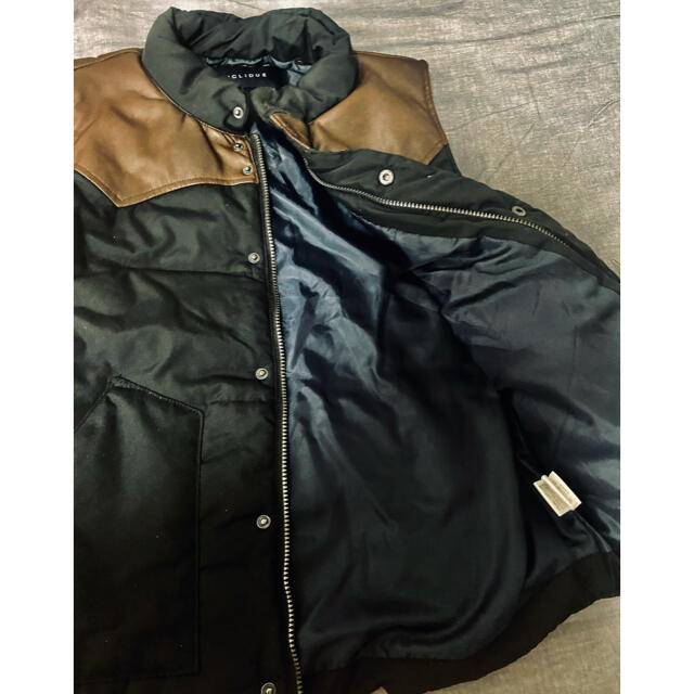 BIGLIDUE(ビリドゥーエ)のダウンベスト　ブラック　新品未使用　BIGLIDUE メンズのジャケット/アウター(ダウンベスト)の商品写真