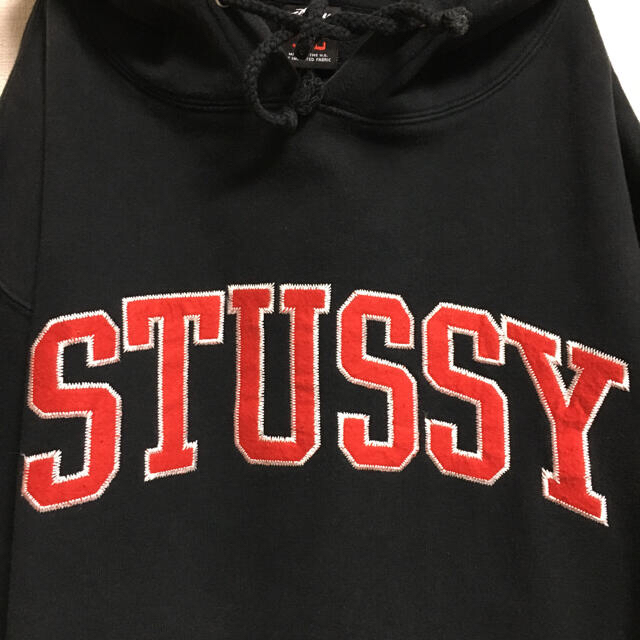 セール‼️USA製　STUSSY デカロゴ刺繍 スウェット パーカー