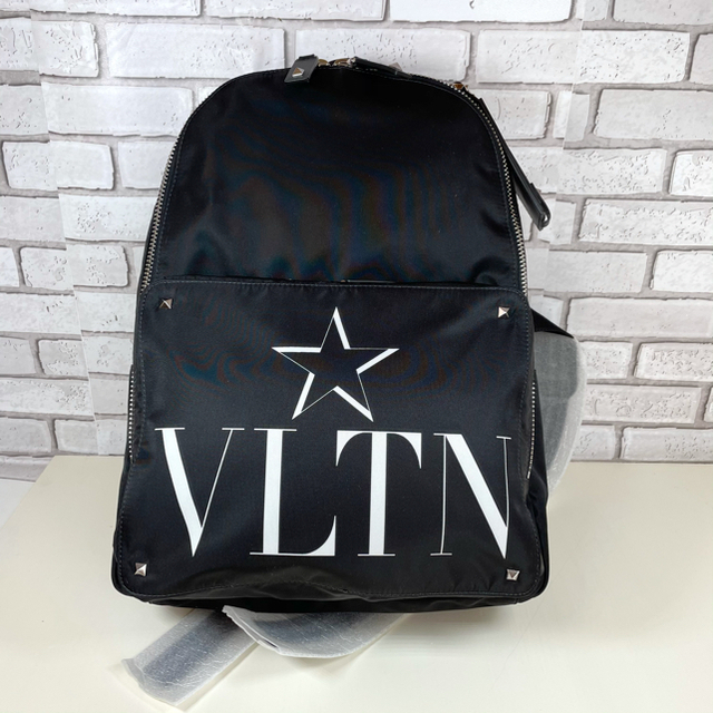 再入荷!】 - 【新品未使用・正規品】VALENTINO GARAVANI ナイロン