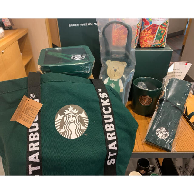 Starbucks Coffee(スターバックスコーヒー)の台湾　スタバ　福袋　5点セット レディースのバッグ(トートバッグ)の商品写真