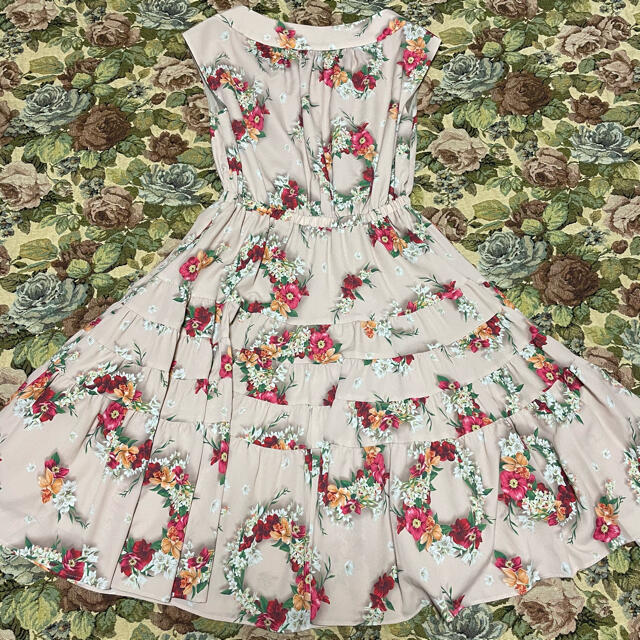Maglie Par Ef De マーリエパーエフデ ワンピース ベージュ 花柄 7の通販 By Watt S Shop マーリエパーエフデ ならラクマ Maglie Par Ef De マーリエパーエフデ ワンピース ベージュ 花柄 7の通販 By Watt S Shop マーリエパーエフデ ならラクマ