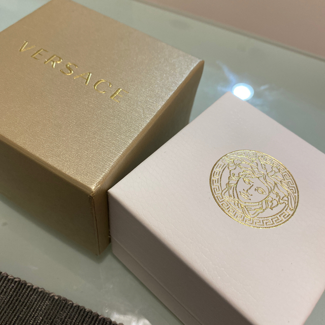 VERSACE(ヴェルサーチ)のVERSACE ブレスレット メンズのアクセサリー(ブレスレット)の商品写真