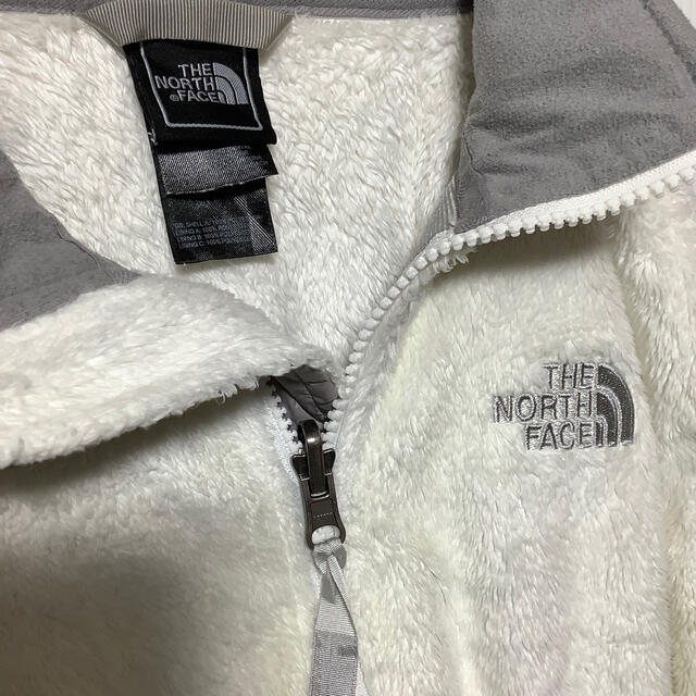 THE NORTH FACE(ザノースフェイス)のノースフェイス　　ボアフリースジャケット　オフホワイト　フワフワ レディースのジャケット/アウター(ブルゾン)の商品写真