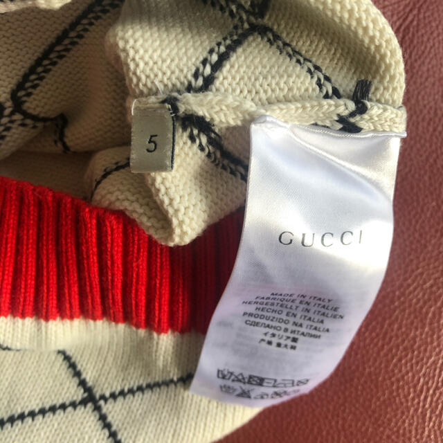 Gucci(グッチ)のご専用です。グッチチルドレン キッズ/ベビー/マタニティのキッズ服女の子用(90cm~)(ニット)の商品写真