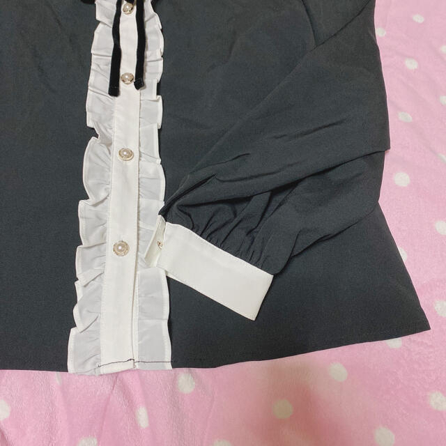 丸襟フリルブラウス レディースのトップス(シャツ/ブラウス(長袖/七分))の商品写真