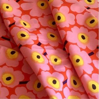 マリメッコ(marimekko)の新品●マリメッコ 30×72 ミニウニッコ 2018 カラー ピンク 生地 春(生地/糸)