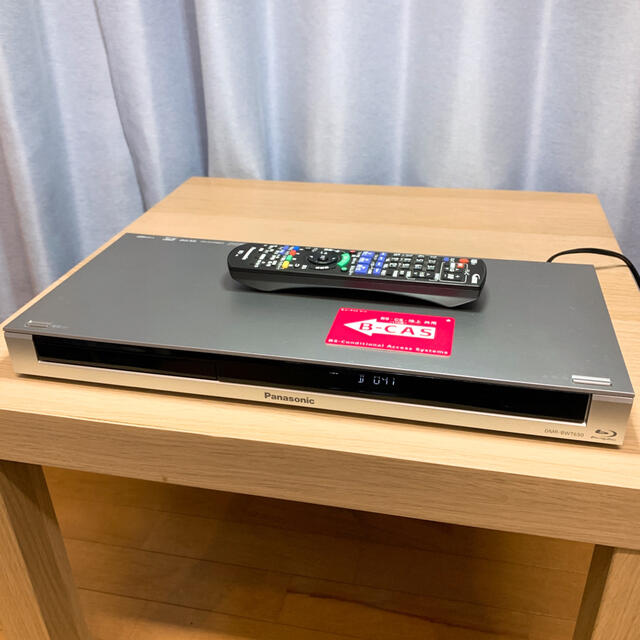 美品!パナソニックブルーレイレコーダー DMR-BWT650 2013年製