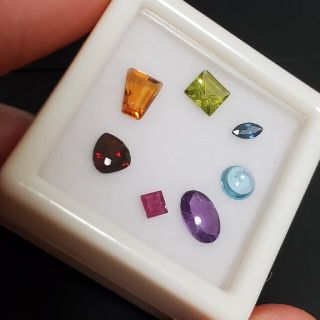 天然宝石ルースセット まとめて7色!③の通販 by Fluorite in quartz